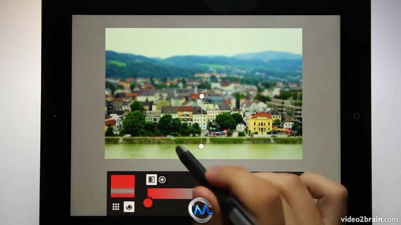 《Photoshop专业平板电脑PSTouch应用教程》video2brain Photoshop Touch German