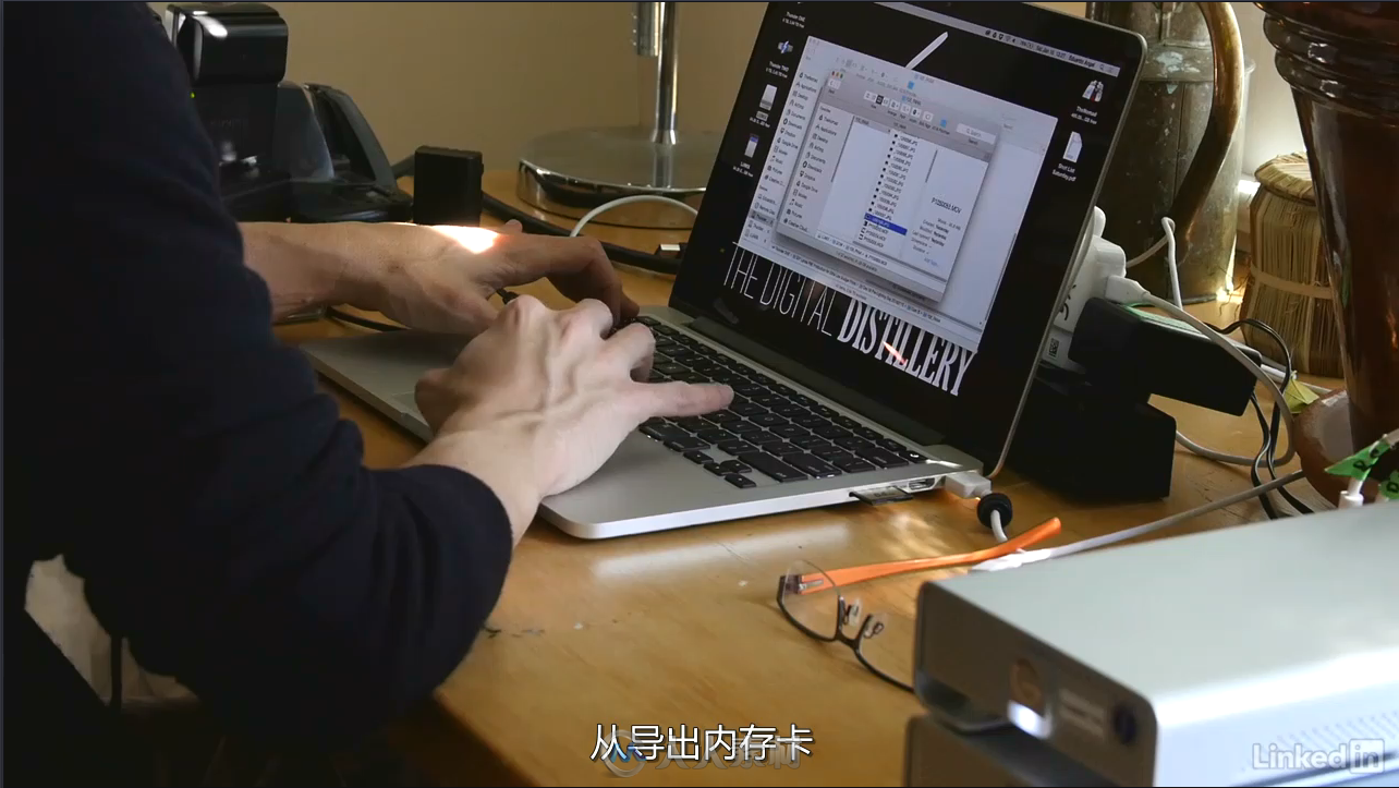 第74期中文字幕翻译教程《低成本影视片拍摄与后期制作视频教程》人人素材字幕组