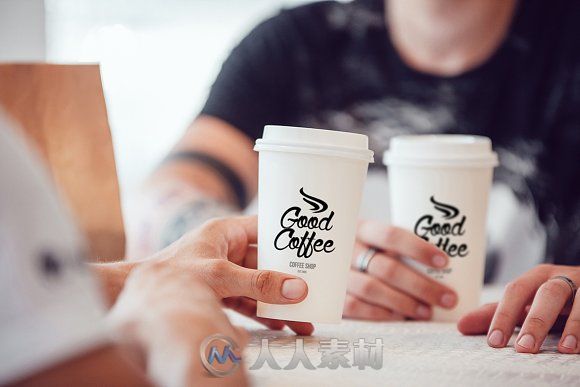 真人手持咖啡杯品牌展示PSD模板Coffee Branding Mock-up Vol 2