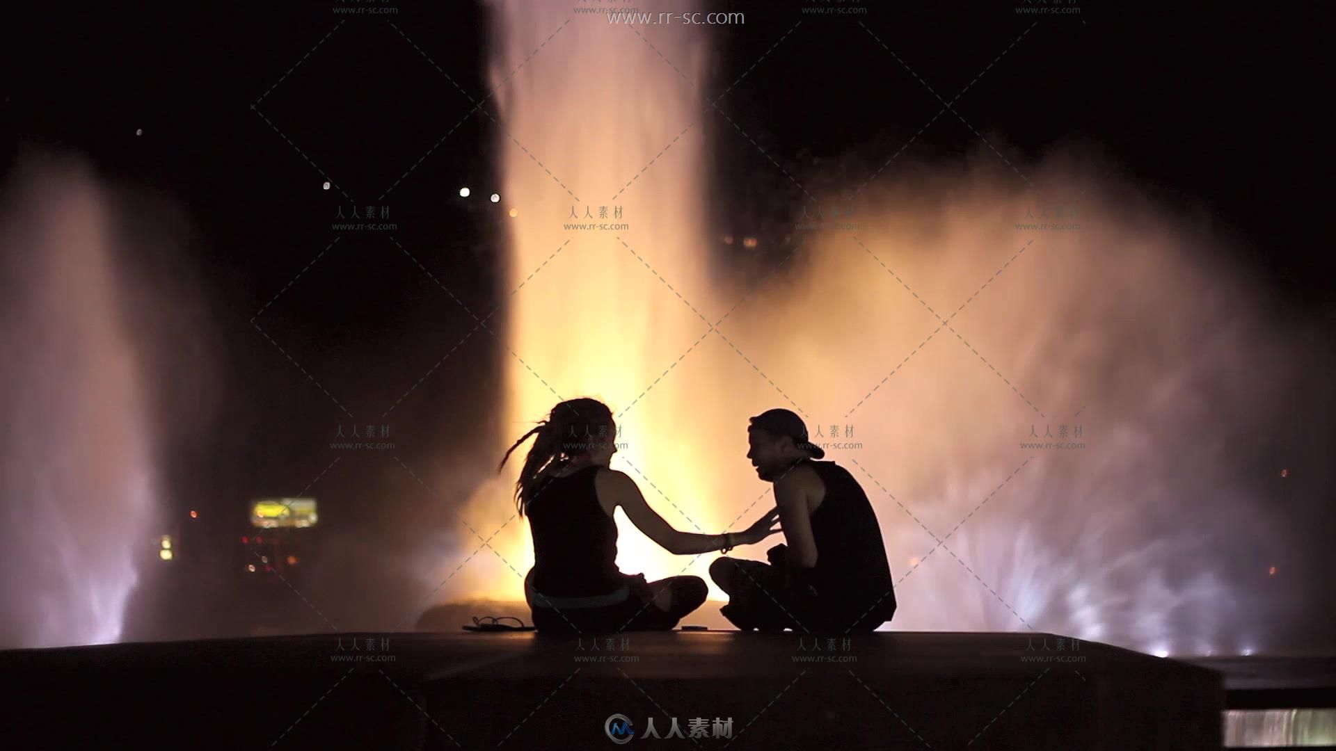 唯美浪漫情侣喷泉前开心聊天高清实拍视频素材