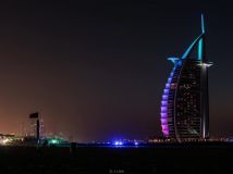 迪拜标志性建筑高楼大厦城市夜景美景4K高清实拍影视视频素材
