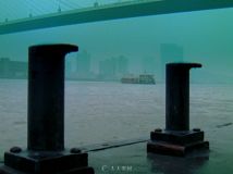 上海城市景外滩黄埔江畔海关大楼游轮渡口高清实拍视频素材
