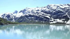 阿拉斯加景区冰川侧面自然风景高清实拍视频素材