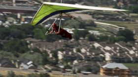 滑翔机空中近景实拍视频素材