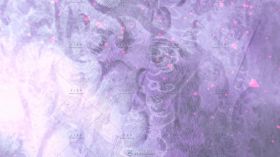 紫色蕾丝背景上飘飞的红色桃心背景视频素材