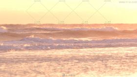 唯美夕阳下的海浪高清实拍视频素材