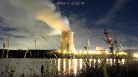 发电厂冒浓烟污染环境空气高清实拍视频素材